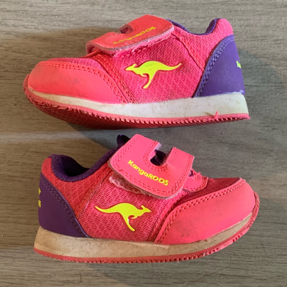 Kangaroos baby size 5
